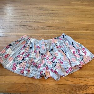 City Chic Floral Pleated Skorts - Multicolor